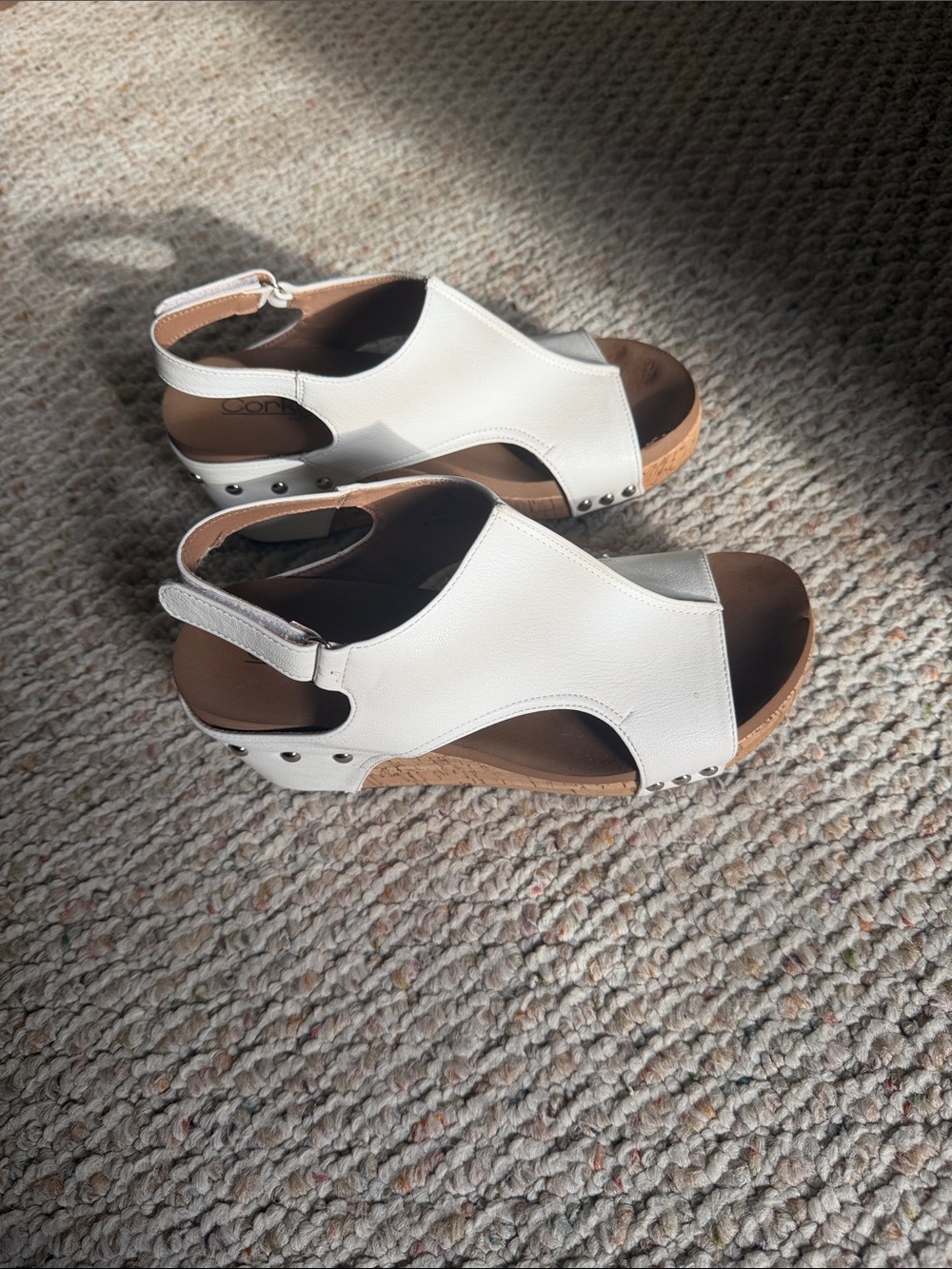 Corey’s foot wear White heel wedges